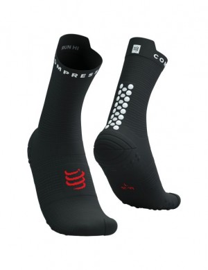 Férfi Compressport Pro Versenyautó Socks v4.0 Run High Futózokni Fekete Fehér | VTJBSLP-02