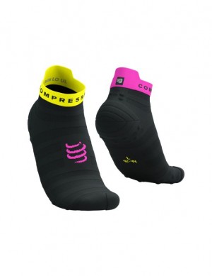 Férfi Compressport Pro Versenyautó Socks v4.0 Ultralight Run Low Futózokni Fekete Sárga Rózsaszín | HDGLTBE-05