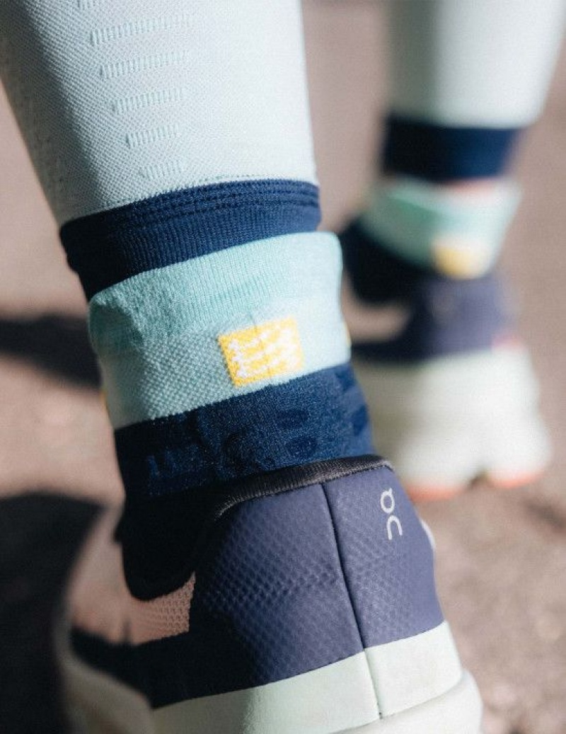 Férfi Compressport Pro Versenyautó Socks v4.0 Ultralight Run Low Futózokni Kék | MRVENJT-93