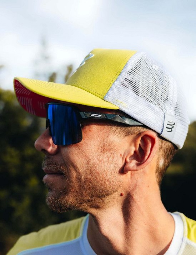 Férfi Compressport Trucker Cap Sapkák Sárga Fehér | NIMUVQK-60