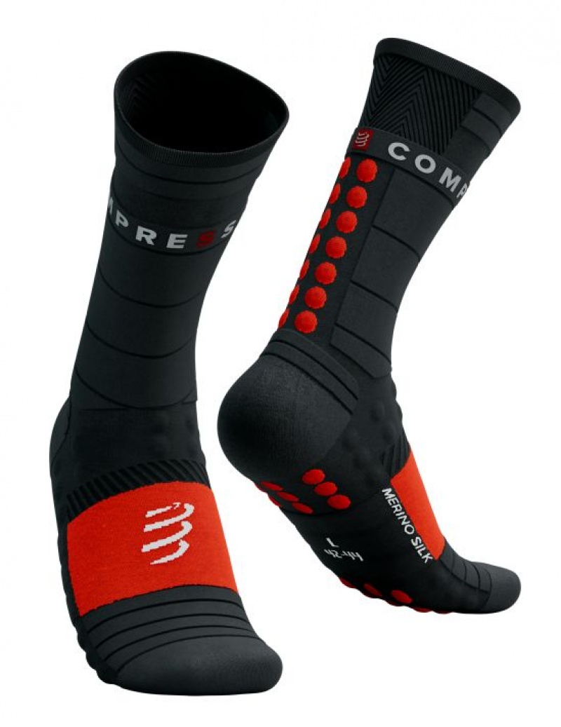 Unisex Compressport Pro Versenyautó Socks Téli Run Zokni Fekete Piros | IWYCTHA-08